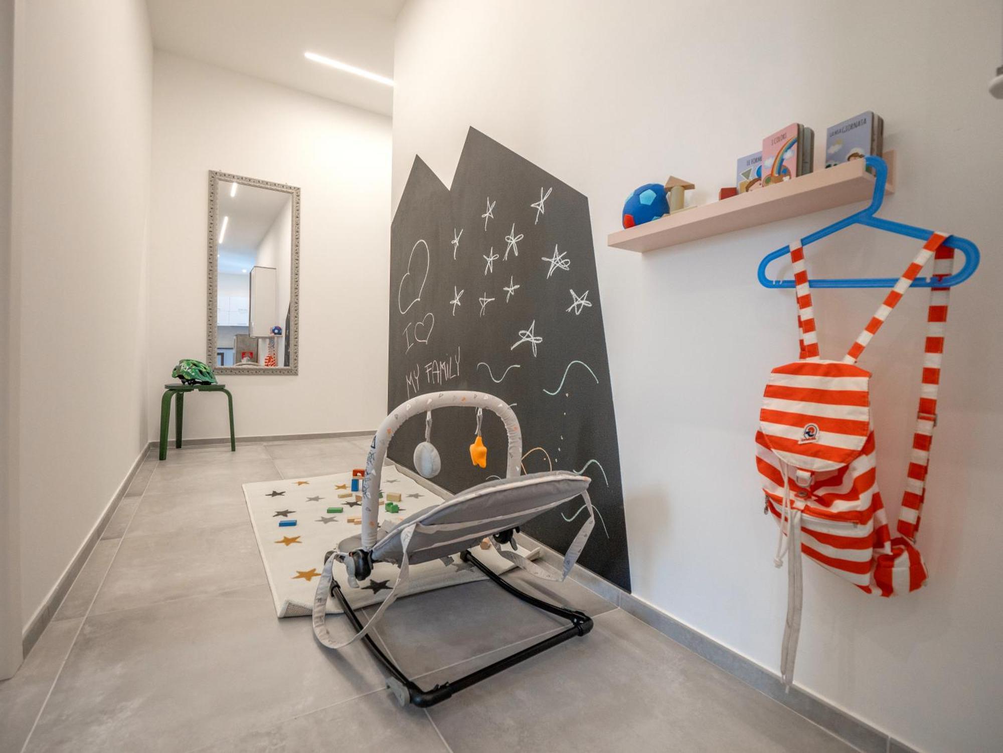 Babyaccomodation Family Bright Pietra Ligure Exterior foto