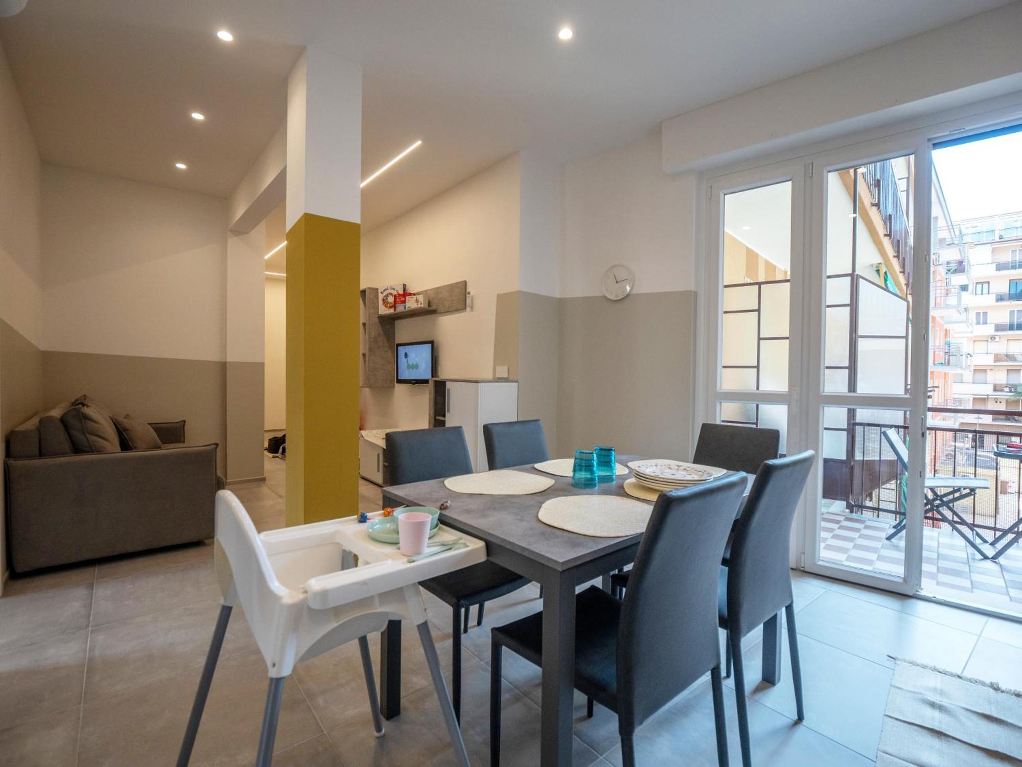 Babyaccomodation Family Bright Pietra Ligure Exterior foto