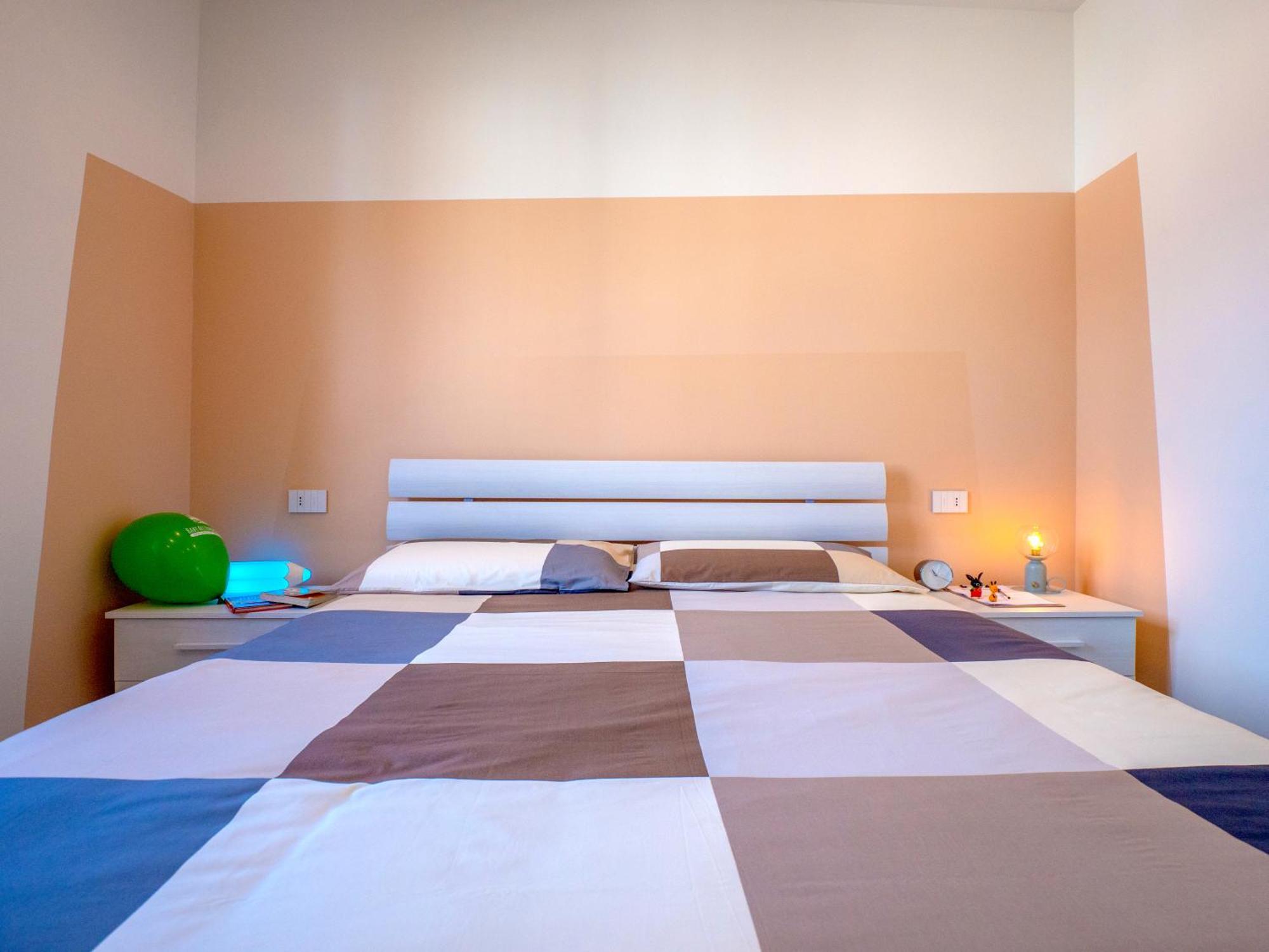 Babyaccomodation Family Bright Pietra Ligure Exterior foto