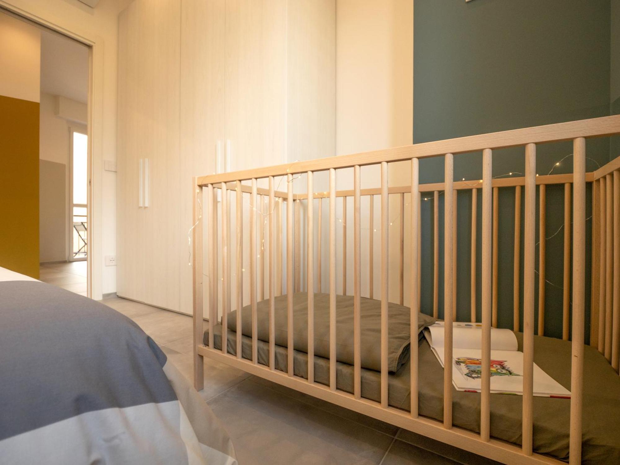 Babyaccomodation Family Bright Pietra Ligure Exterior foto